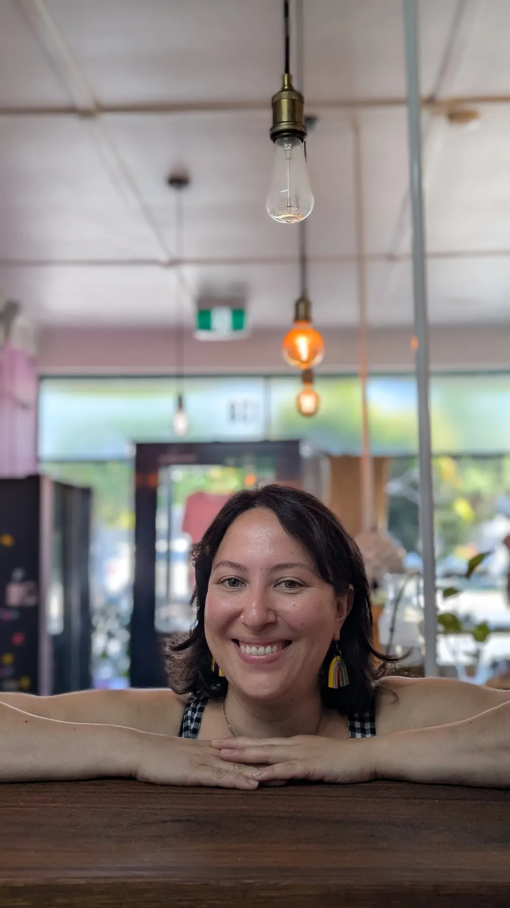 Elleke at the Big Elma counter.